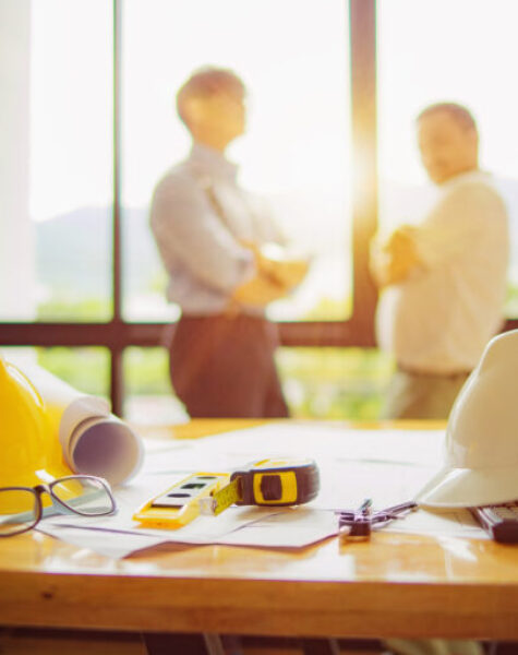 Business engineer contractor who contracts to supplies consultin Business engineer contractor who contracts to supplies consultin