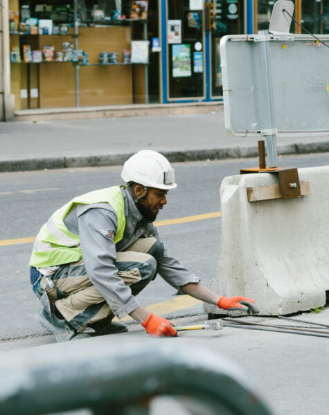 caption-hard-working-construction-worker-in-action-pkbega0aizgfo1jj