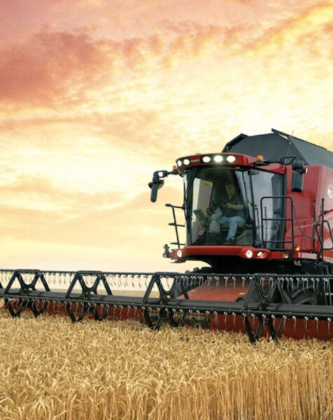 agriculture-machine-in-the-field-4r2e86ie1l7ie5qk